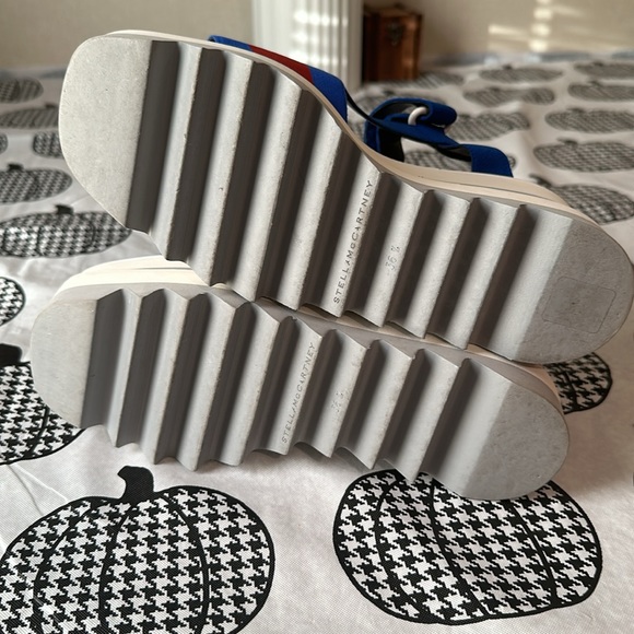 Stella McCartney Elyse Platform Sandal - Picture 8 of 10